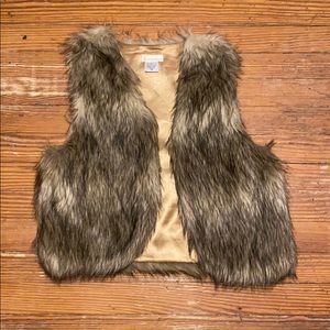 Fur vest
